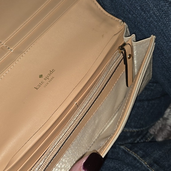 Kate Spade Cream Wallet with Intricate Floral Cutout Design - Picture 7 of 11